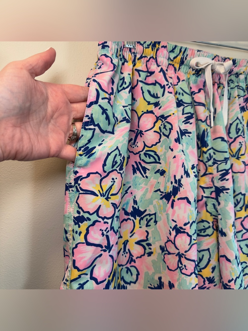 Chubbies Men’s Bright Tropical Floral 5.5” Swim Trunks w/Mesh Lining Sz XL - Picture 3 of 6
